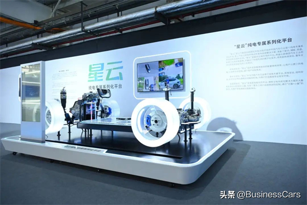 上汽牽手華為，為中國(guó)汽車市場(chǎng)打造美好靈魂與夢(mèng)想