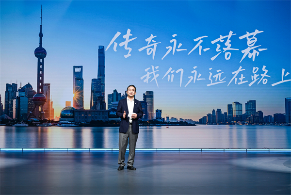 王曉秋領(lǐng)航上汽巨輪，“平權(quán)進(jìn)階” 勇拓出行無垠新藍(lán)海