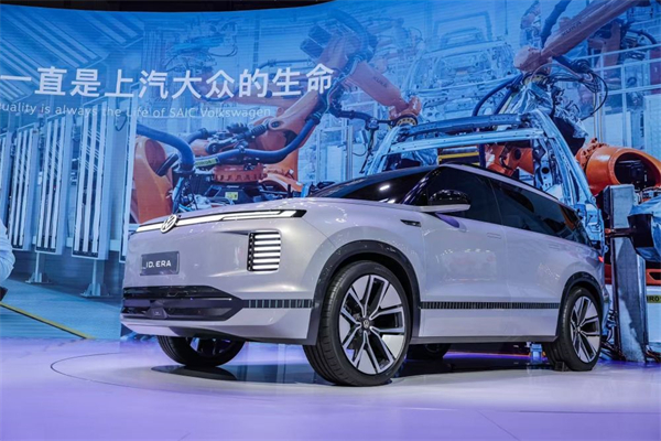 在“主場(chǎng)”，當(dāng)“主角”！上汽集團(tuán)盛裝出席上海車展