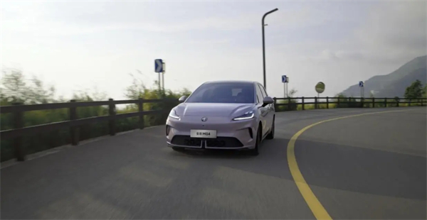 上汽七連漲背后，一場關(guān)于中國汽車變革的深度敘事