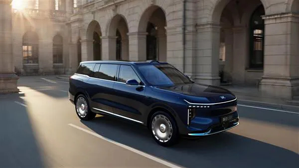 500 強實力再顯！上汽集團迎 2025 下半場開門紅：上汽 7 月份銷售整車 33.8 萬輛 同比大增 34.2%